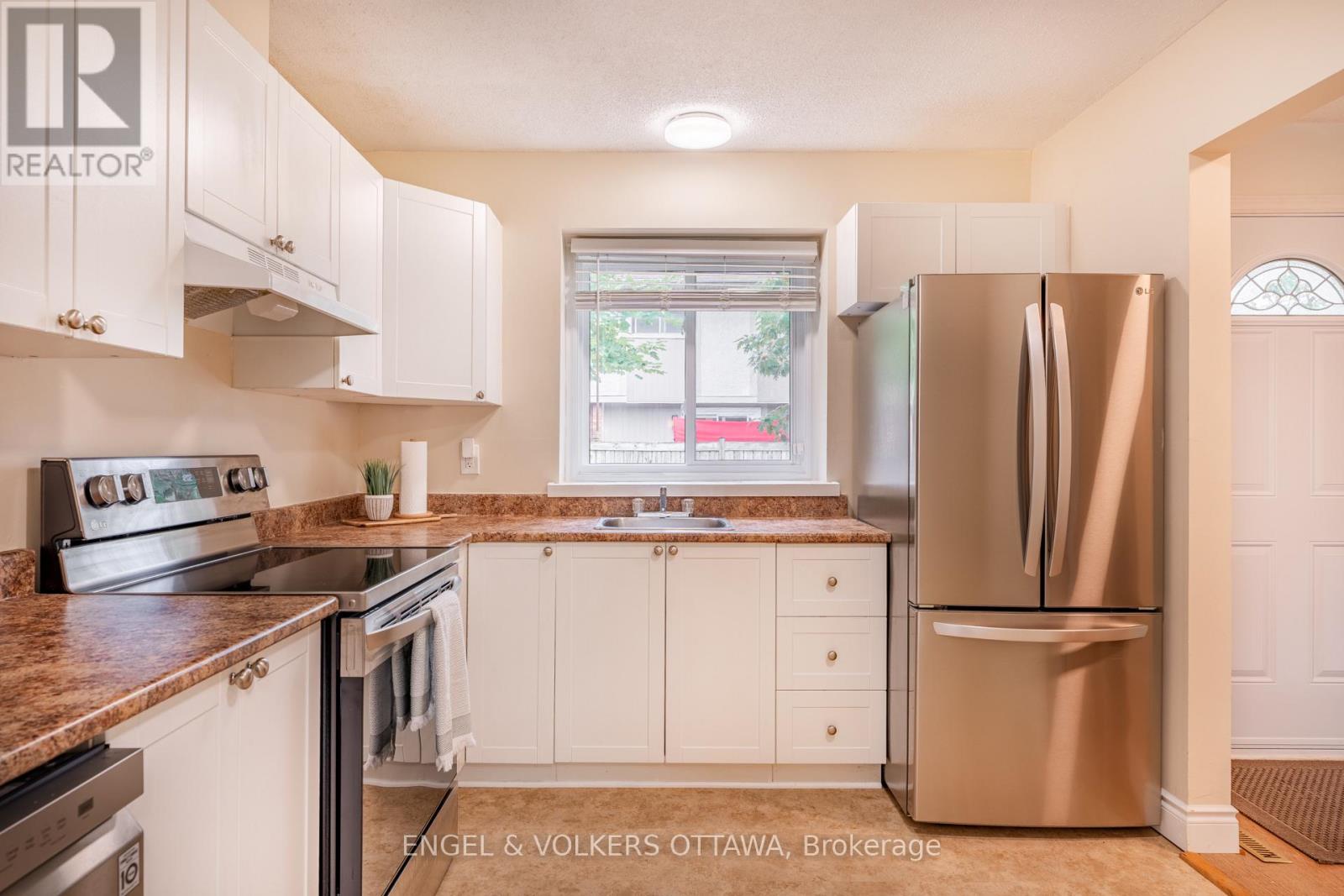 E - 451 MOODIE DRIVE, Ottawa — photo 6