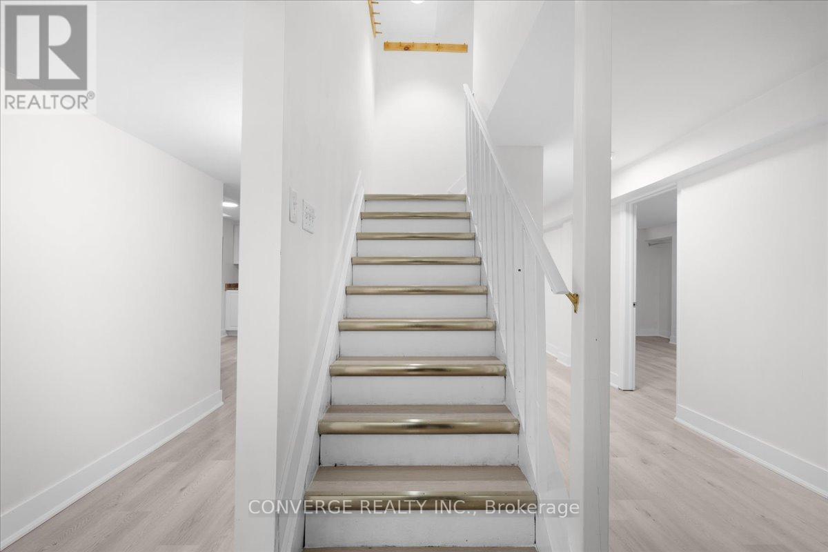 3 PLOWMAN DRIVE, Ajax (Central) — photo 11