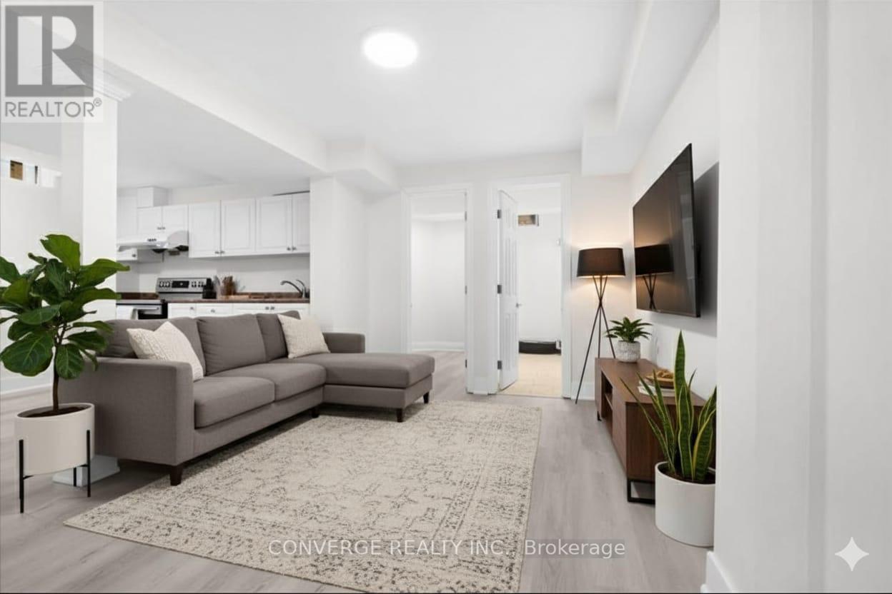 3 PLOWMAN DRIVE, Ajax (Central) — photo 5