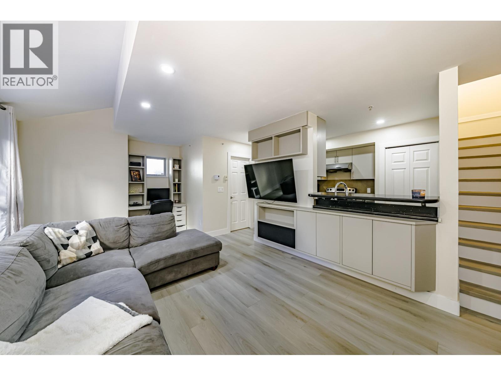 #1 1328 W 73RD Avenue, Vancouver, British Columbia, V6P3E7, Vancouver, British Columbia — photo 5 of 5