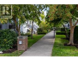 56 6528 Denbigh Avenue, Burnaby, BC V5H3R8 Photo 35