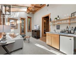 9226 Emerald Drive, Whistler, BC V8E0G5 Photo 10