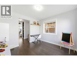 2pc Bathroom - 6 Evanscrest Heights Nw, Calgary, AB T3P0S3 Photo 6
