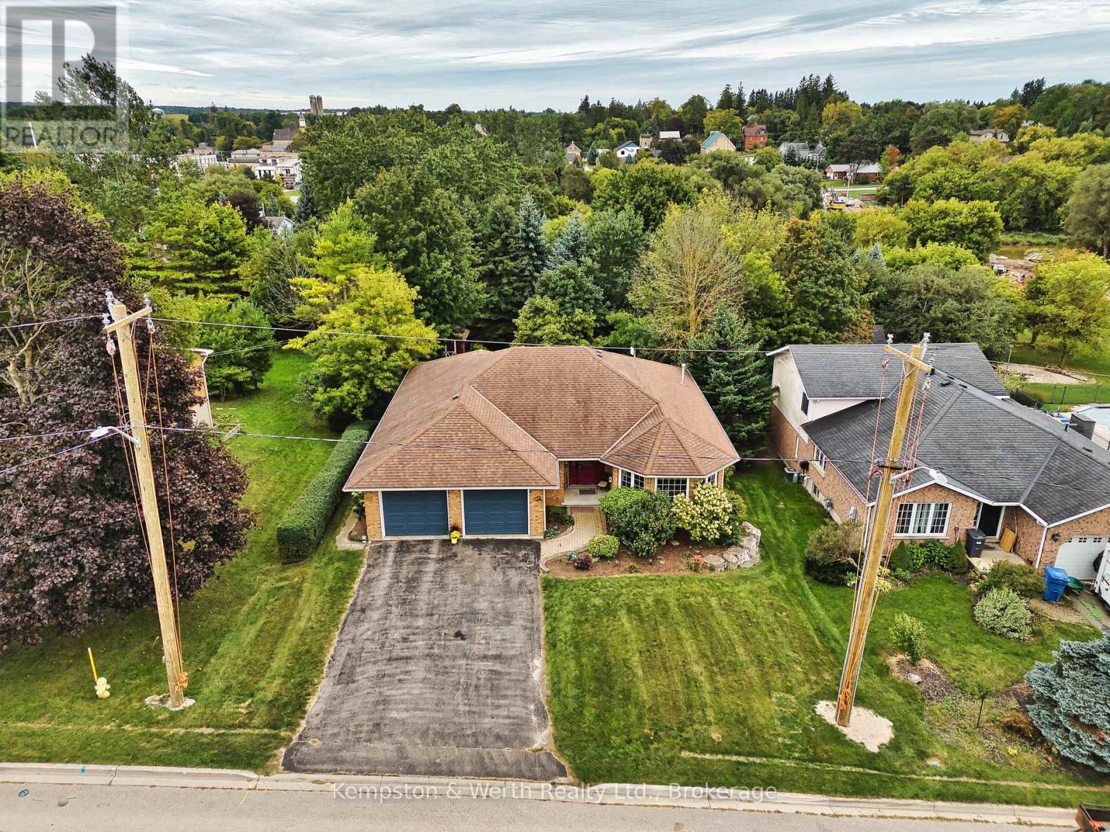 21 QUEEN STREET, Mapleton — photo 2