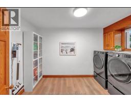 23 Willcox Street, Chatham, ON N7M6E2 Photo 32