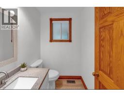23 Willcox Street, Chatham, ON N7M6E2 Photo 34
