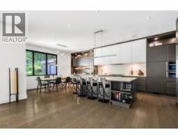 3430 Aintree Drive, North Vancouver, BC V7R4E3 Photo 8