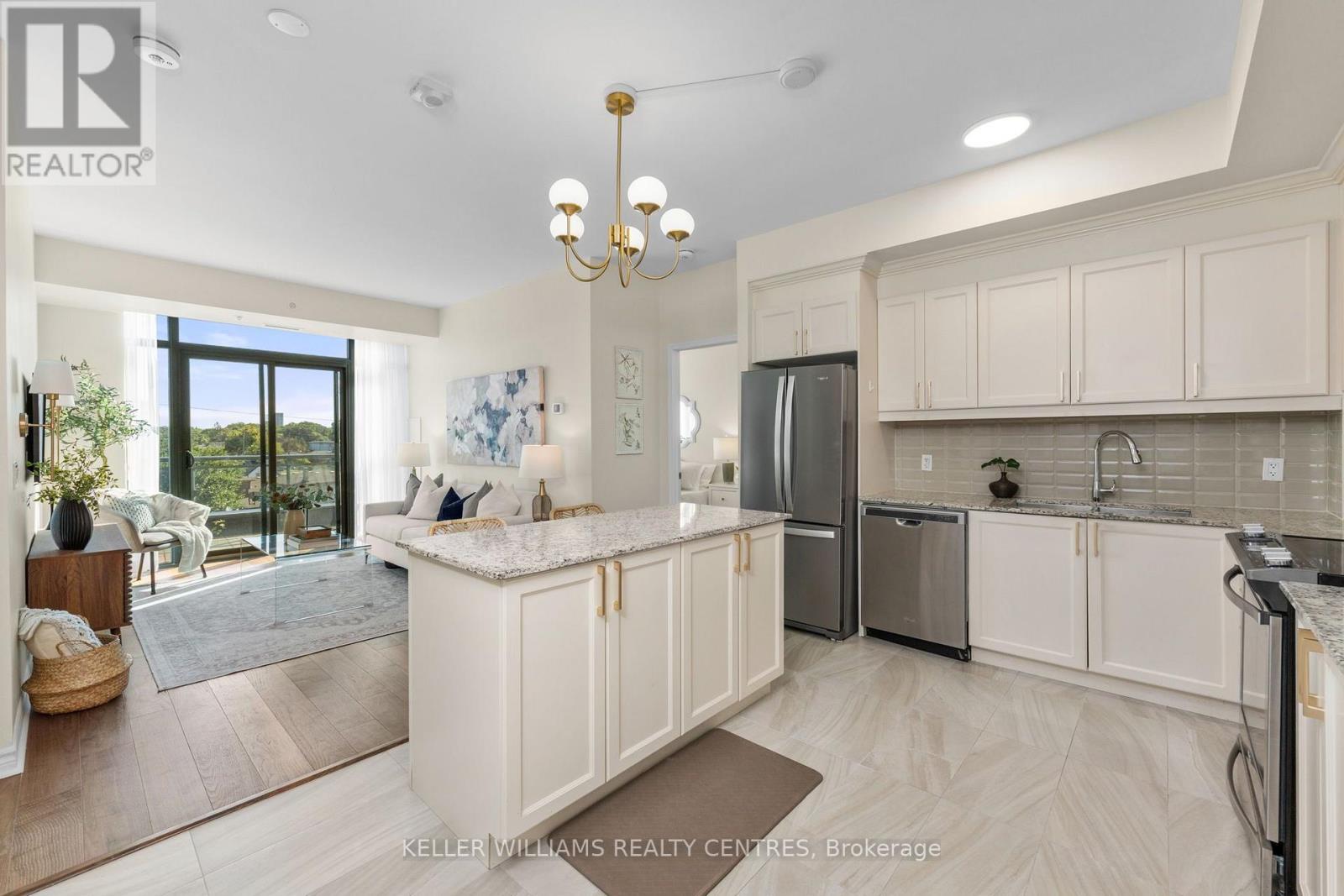 #410 2522 KEELE STREET - 14