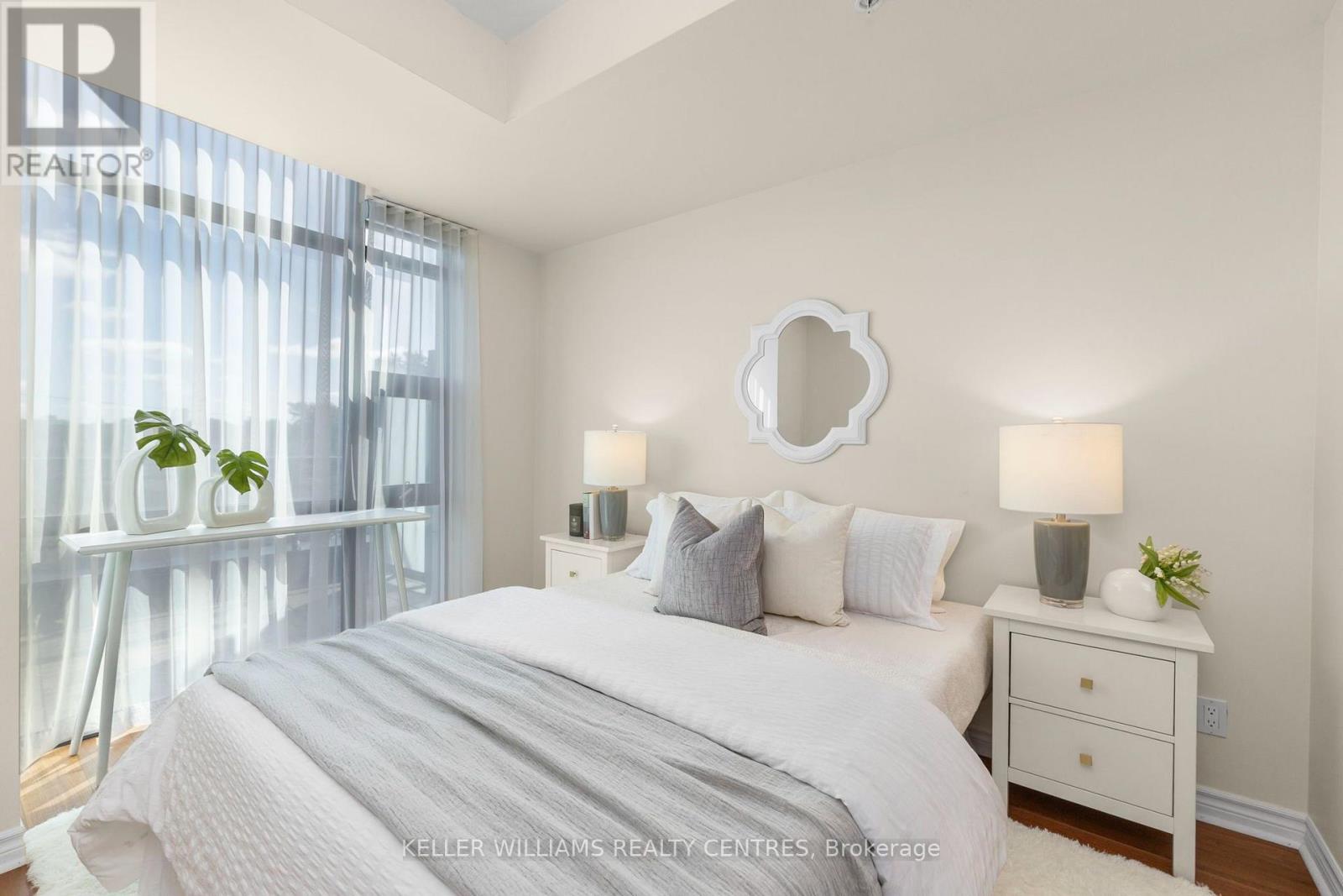 #410 2522 KEELE STREET - 15