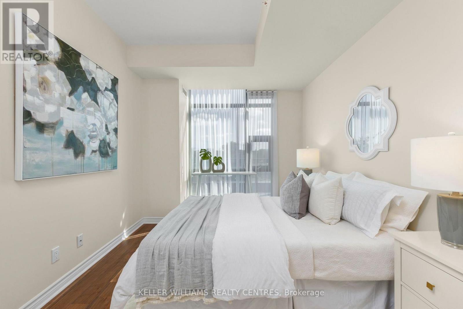 #410 2522 KEELE STREET - 16