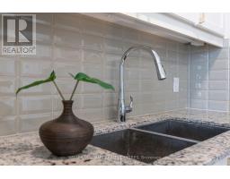 410 - 2522 Keele Street, Toronto, ON M6L0A2 Photo 12