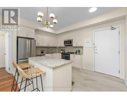 Bathroom - 410 - 2522 Keele Street, Toronto, ON M6L0A2 Photo 8