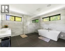 3430 Aintree Drive, North Vancouver, BC V7R4E3 Photo 21