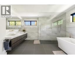 3430 Aintree Drive, North Vancouver, BC V7R4E3 Photo 22
