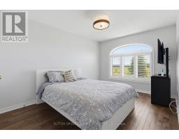 2092 English Crescent, Burlington, ON L7L7B3 Photo 16