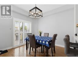 2092 English Crescent, Burlington, ON L7L7B3 Photo 11