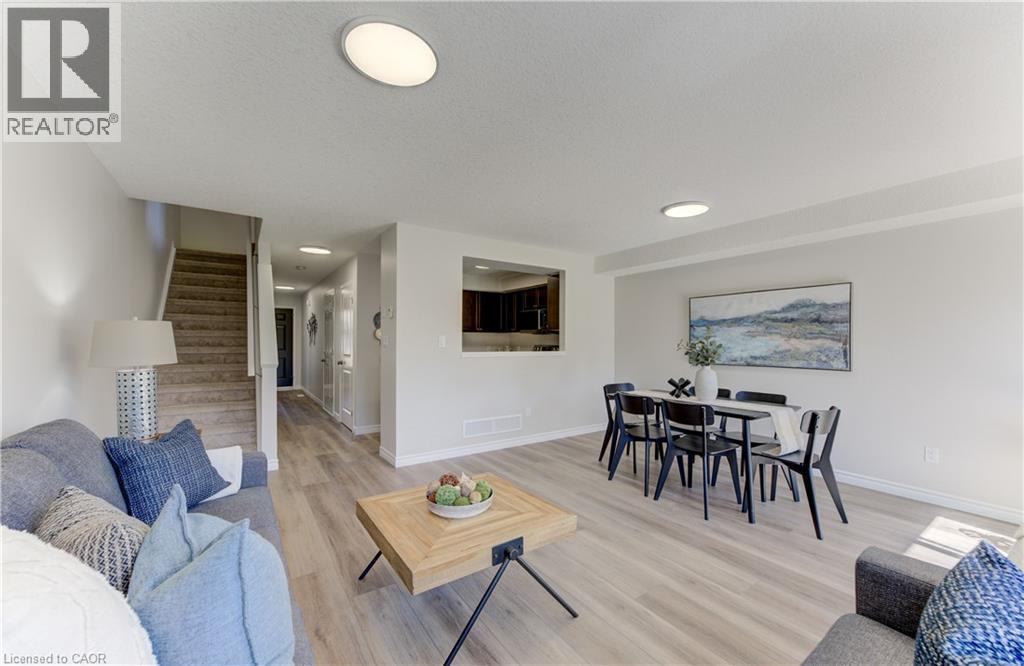 975 ZELLER Crescent, Kitchener — photo 10
