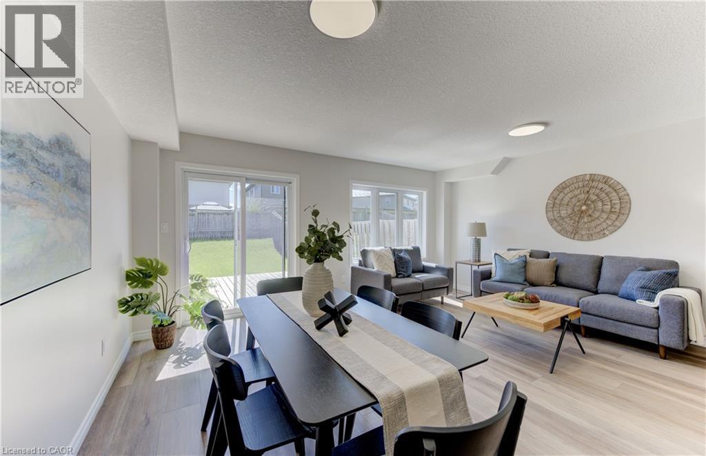 975 ZELLER Crescent, Kitchener — photo 7