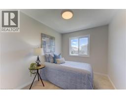 975 Zeller Crescent, Kitchener, ON N2A0C9 Photo 16