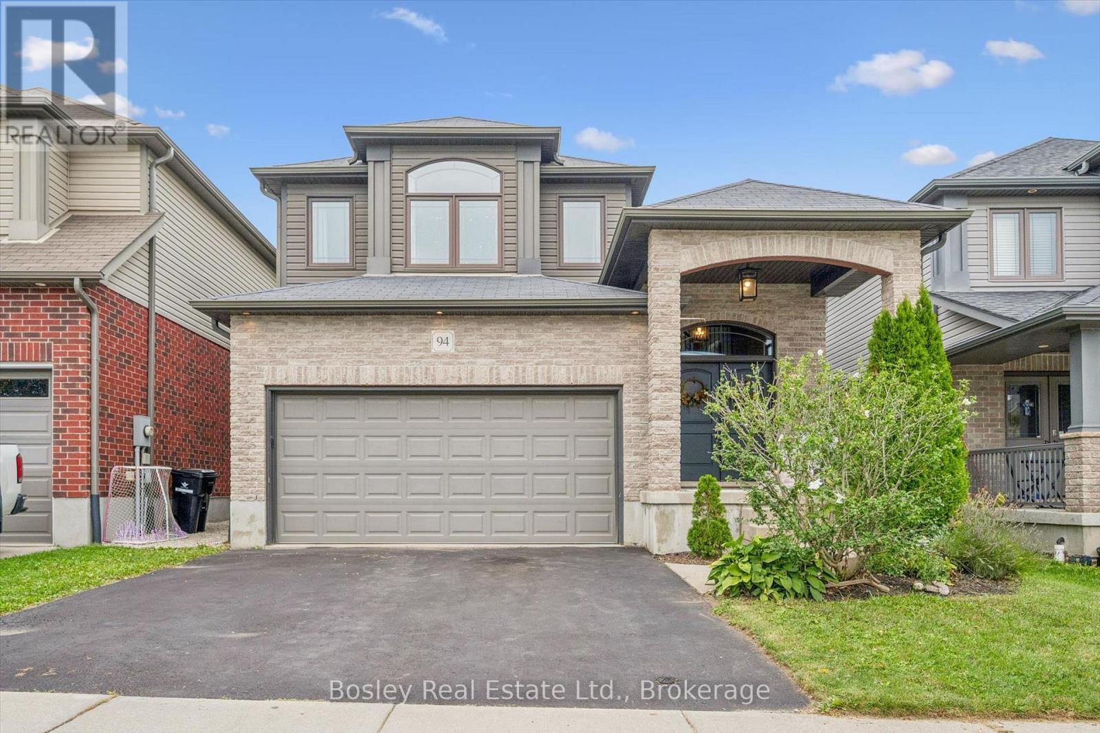 94 MAPLECREST DRIVE, Woolwich