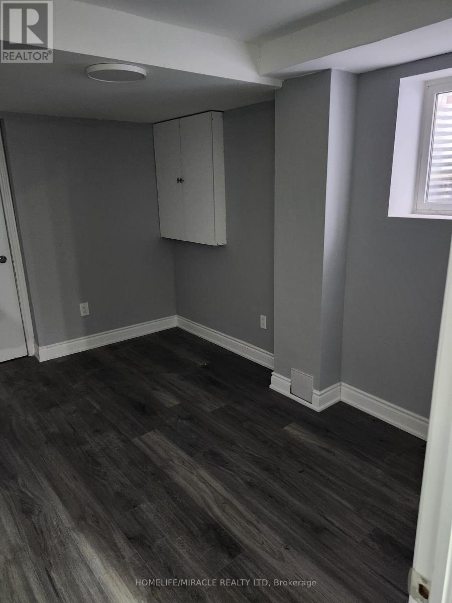 11 STREAMLINE DRIVE, Brampton (Madoc) — photo 7