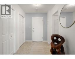 Living room - 315 9560 Fifth St, Sidney, BC V8L2W5 Photo 6