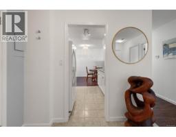 Entrance - 315 9560 Fifth St, Sidney, BC V8L2W5 Photo 8