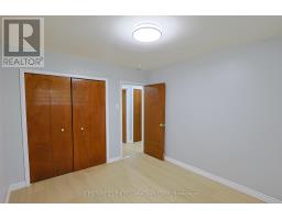 Upper - 268 Burlington Crescent, London South, ON N5Z3G5 Photo 12