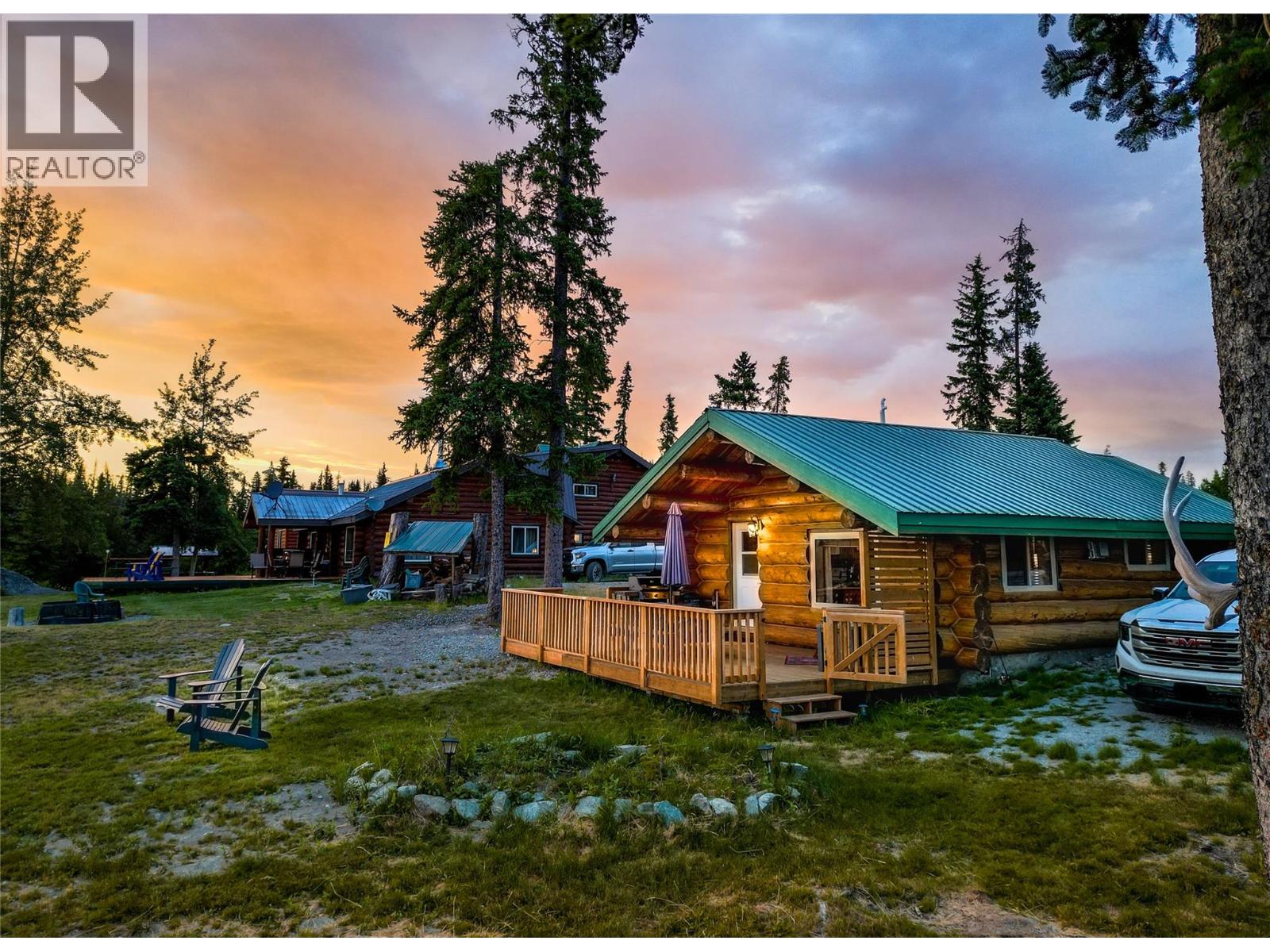 Cabin 10 Hatheume Lake Lodge - Image 3