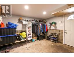 3648 Island Hwy S, Campbell River, BC V9W1E6 Photo 25