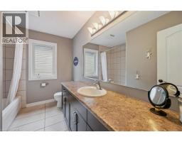 94 Maplecrest Drive, Breslau, ON N0B1M0 Photo 26