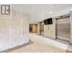 1512 - 100 Leeward Glenway, Toronto, ON M3C2Z1 Photo 9