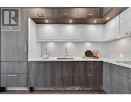 518 - 30 Inn On The Park Drive, Toronto, ON M3C0P7 Photo 12