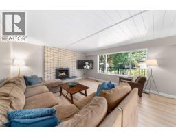 2763 Violet Street, North Vancouver, BC V7H2L7 Photo 14