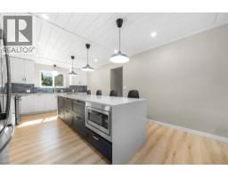 2763 Violet Street, North Vancouver, BC V7H2L7 Photo 7