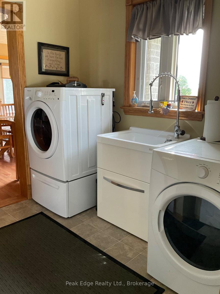 5439 WELLINGTON  2 ROAD - Image 18