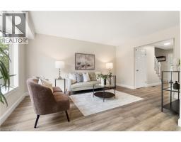 5pc Bathroom - 647 Pinerow Crescent Unit# A, Waterloo, ON N2T2K5 Photo 8