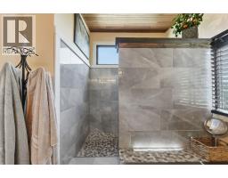 1922 Abel Street, West Kelowna, BC V1Z3C8 Photo 24