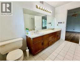 516 Branstone Drive, Waterloo, ON N2T2C2 Photo 25