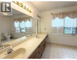 516 Branstone Drive, Waterloo, ON N2T2C2 Photo 31