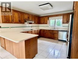 2pc Bathroom - 516 Branstone Drive, Waterloo, ON N2T2C2 Photo 7