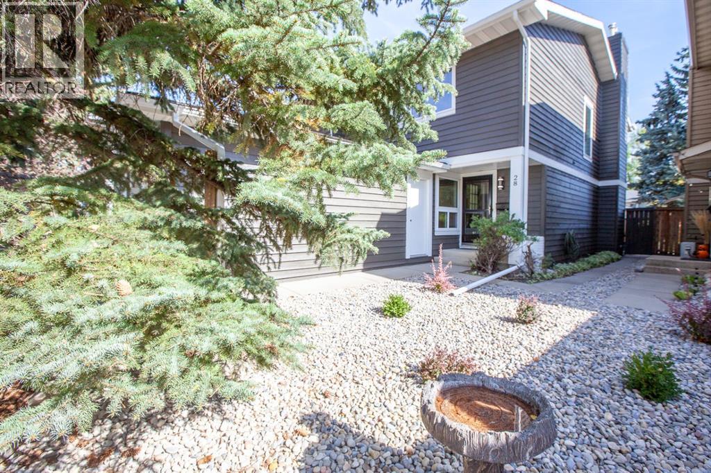 28 Midpark Gardens SE, Calgary, Alberta, T2X1N7
