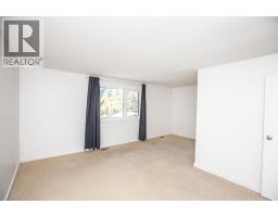 28 Midpark Gardens Se, Calgary, AB T2X1N7 Photo 18