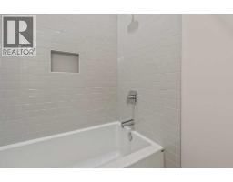 212 Sovereign Common Sw, Calgary, AB T3C3Y3 Photo 29