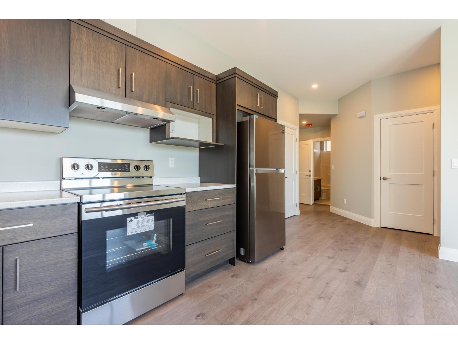 Photo of 39 4295 OLD CLAYBURN ROAD 34