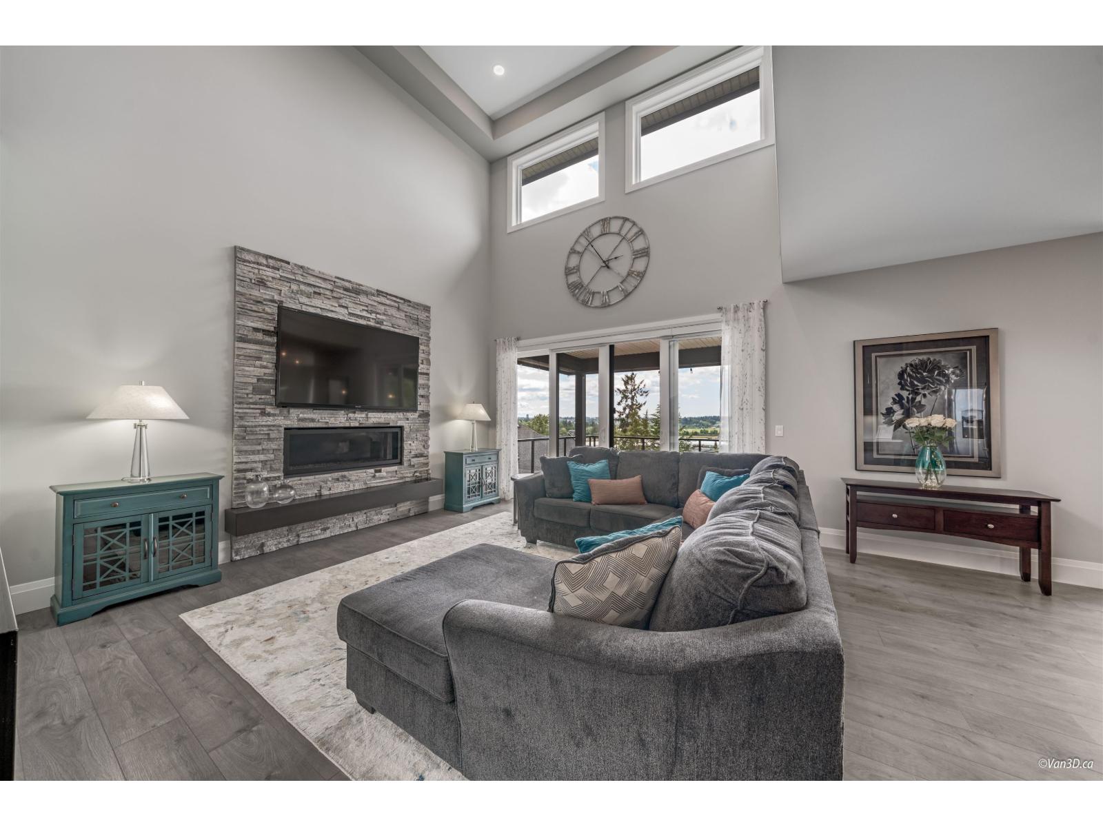 Photo of 39 4295 OLD CLAYBURN ROAD 20