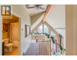 15 Falcon Drive, Oliver, BC  Photo 23