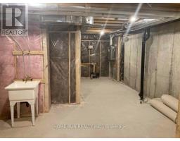 671 Rathburn Lane, Ottawa, ON K1T0V9 Photo 12