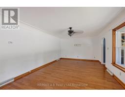 58 Victoria Street, Tillsonburg, ON N4G3Z7 Photo 9