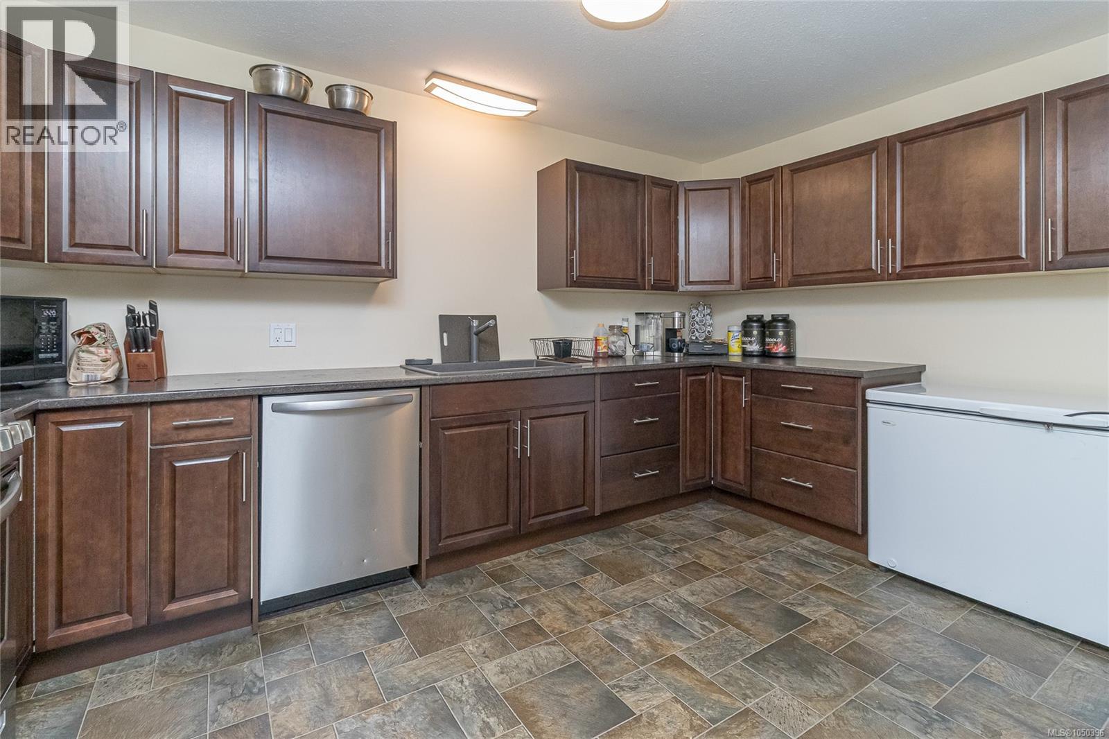 #209 3185 Barons Rd - 10